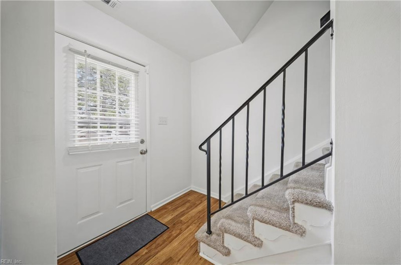 Photo 15 of 26 residential for sale in Virginia Beach virginia