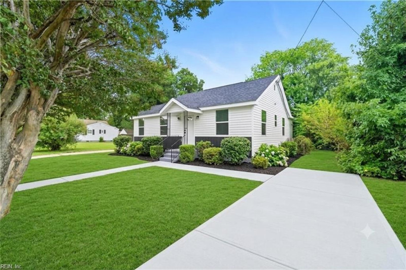 Photo 2 of 13 residential for sale in Newport News virginia