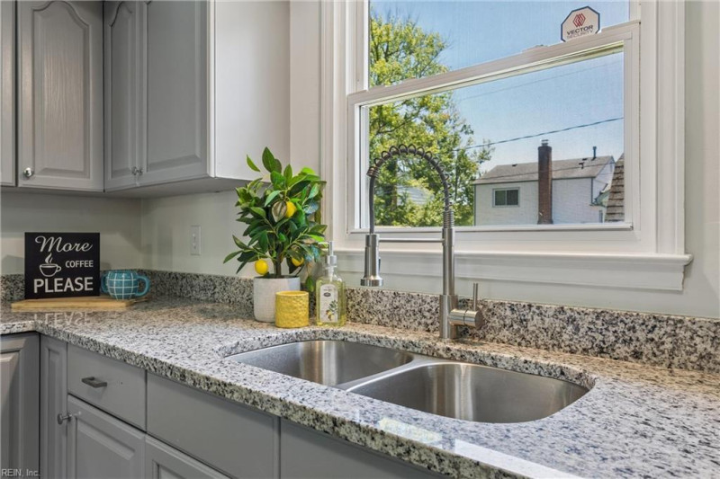 Photo 3 of 47 residential for sale in Hampton virginia Photo 3 of 47 residential for sale in Hampton virginia