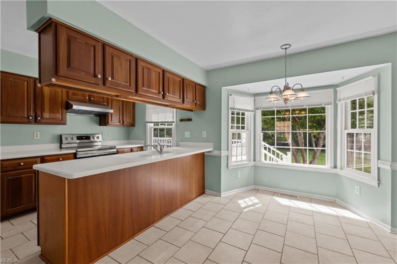 Photo 10 of 30 residential for sale in Virginia Beach virginia