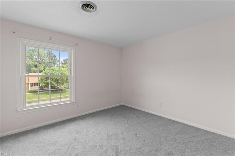Photo 17 of 30 residential for sale in Virginia Beach virginia