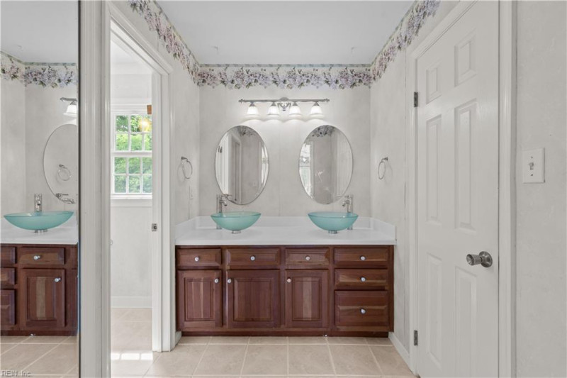 Photo 23 of 30 residential for sale in Virginia Beach virginia