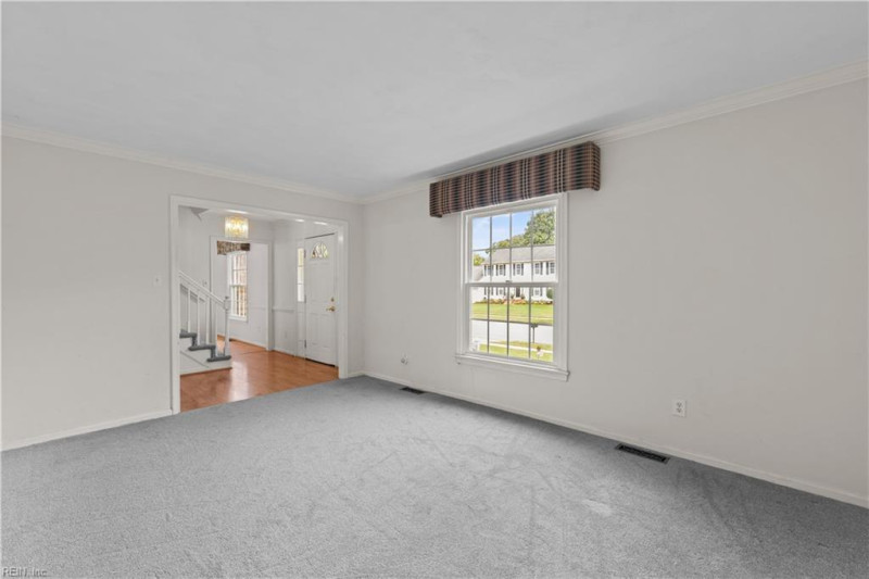 Photo 5 of 30 residential for sale in Virginia Beach virginia