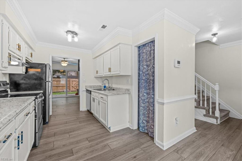 Photo 6 of 30 residential for sale in Chesapeake virginia Photo 6 of 30 residential for sale in Chesapeake virginia