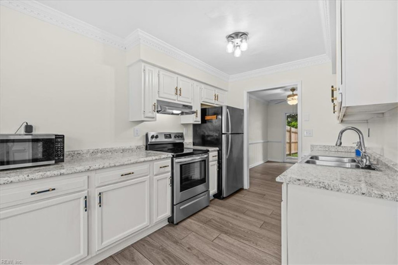 Photo 7 of 30 residential for sale in Chesapeake virginia Photo 7 of 30 residential for sale in Chesapeake virginia