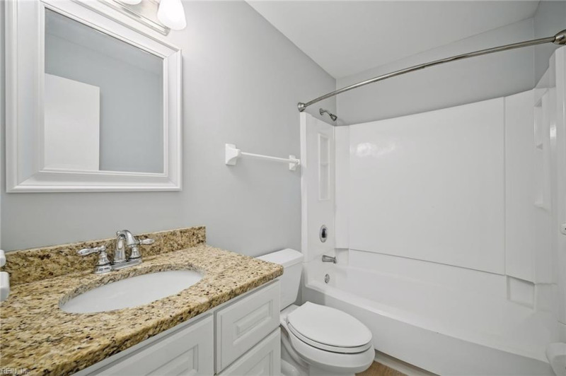 Photo 12 of 39 residential for sale in Virginia Beach virginia