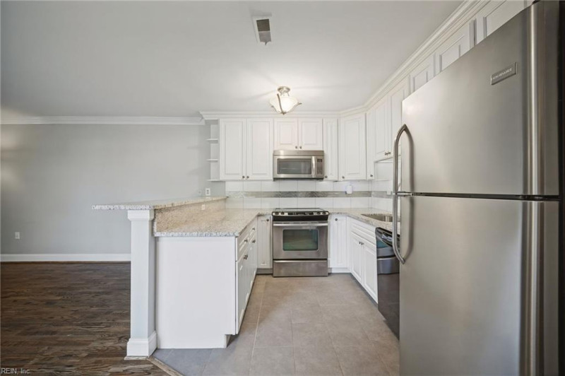 Photo 16 of 39 residential for sale in Virginia Beach virginia