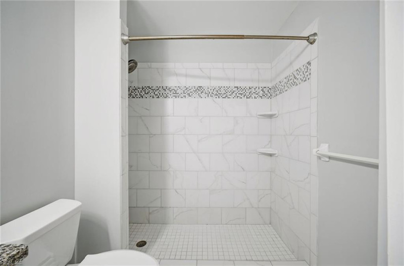 Photo 25 of 39 residential for sale in Virginia Beach virginia