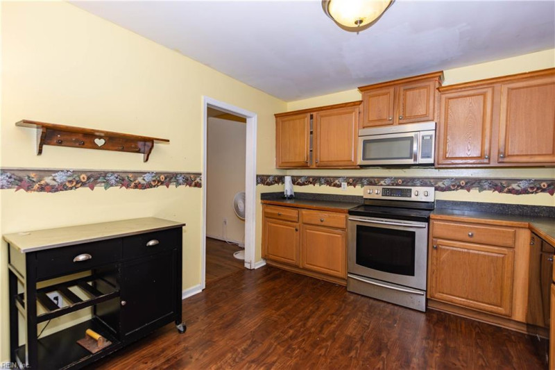 Photo 2 of 18 residential for sale in Newport News virginia Photo 2 of 18 residential for sale in Newport News virginia