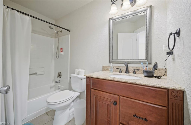 Photo 23 of 50 residential for sale in Chesapeake virginia Photo 23 of 50 residential for sale in Chesapeake virginia