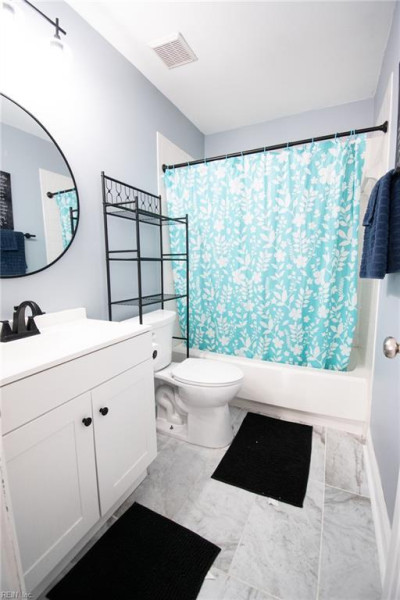 Photo 10 of 42 residential for sale in Virginia Beach virginia