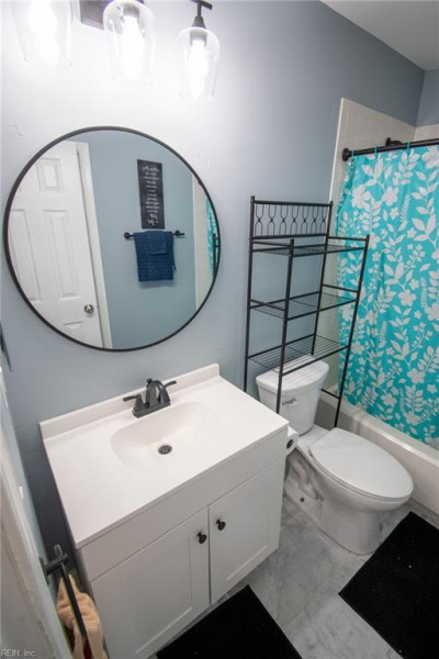 Photo 11 of 42 residential for sale in Virginia Beach virginia