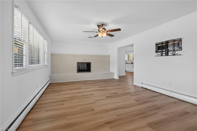 Photo 10 of 35 residential for sale in Norfolk virginia