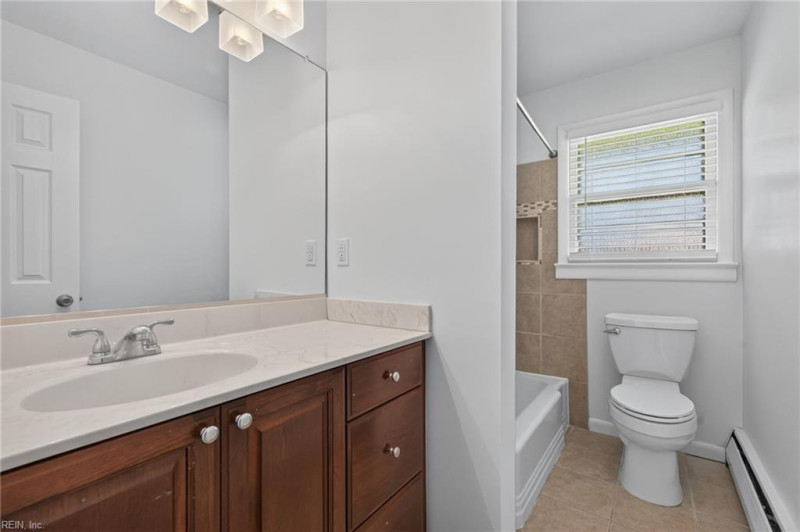 Photo 17 of 35 residential for sale in Norfolk virginia