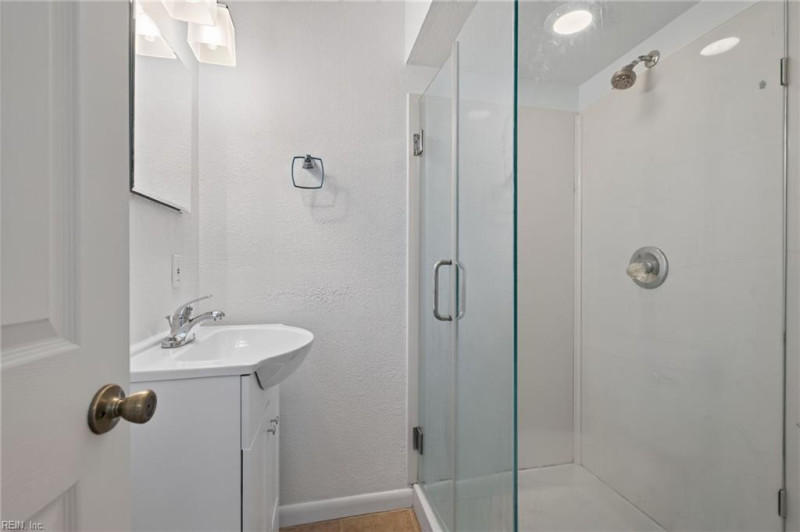 Photo 19 of 35 residential for sale in Norfolk virginia