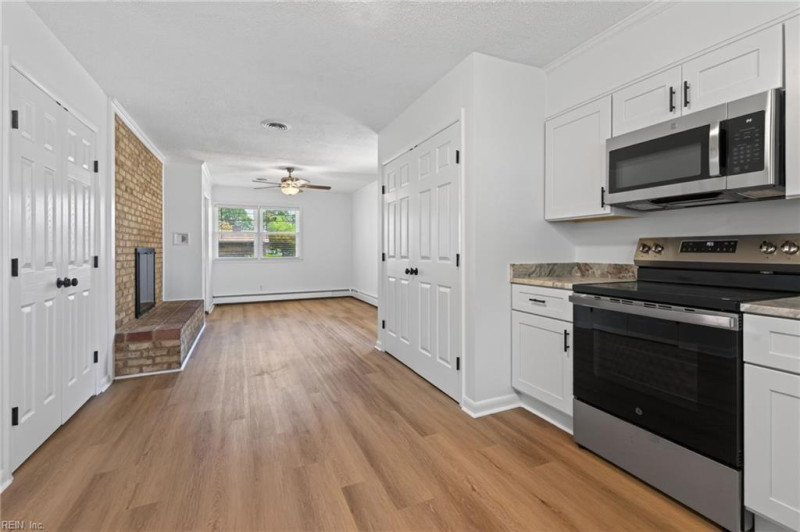 Photo 2 of 35 residential for sale in Norfolk virginia