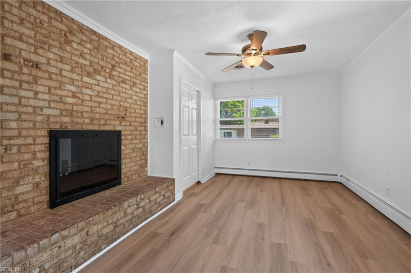 Photo 23 of 35 residential for sale in Norfolk virginia