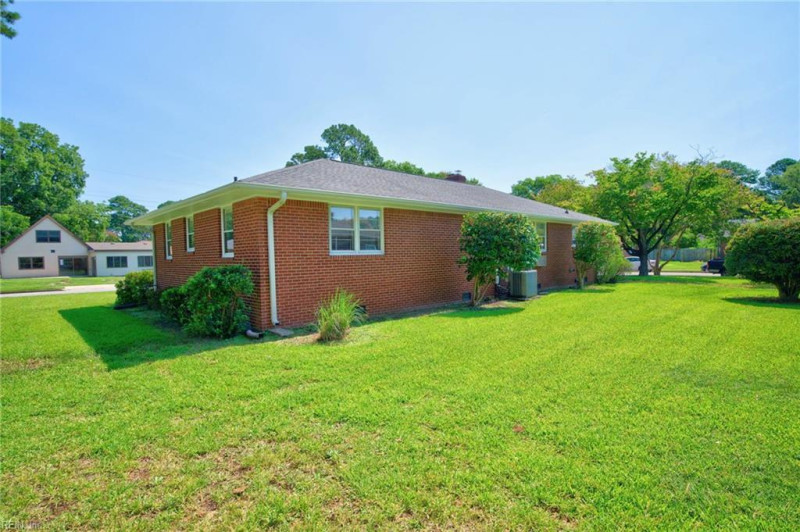 Photo 30 of 35 residential for sale in Norfolk virginia