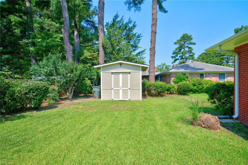 Photo 31 of 35 residential for sale in Norfolk virginia
