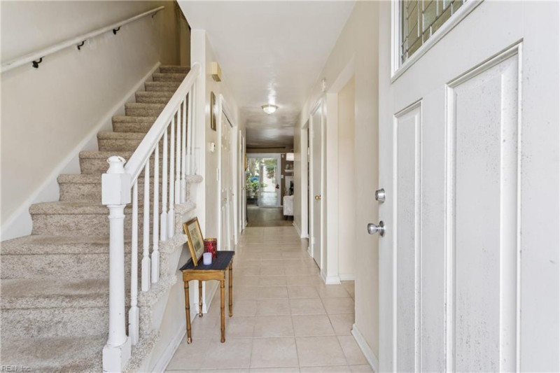 Photo 6 of 39 residential for sale in Virginia Beach virginia