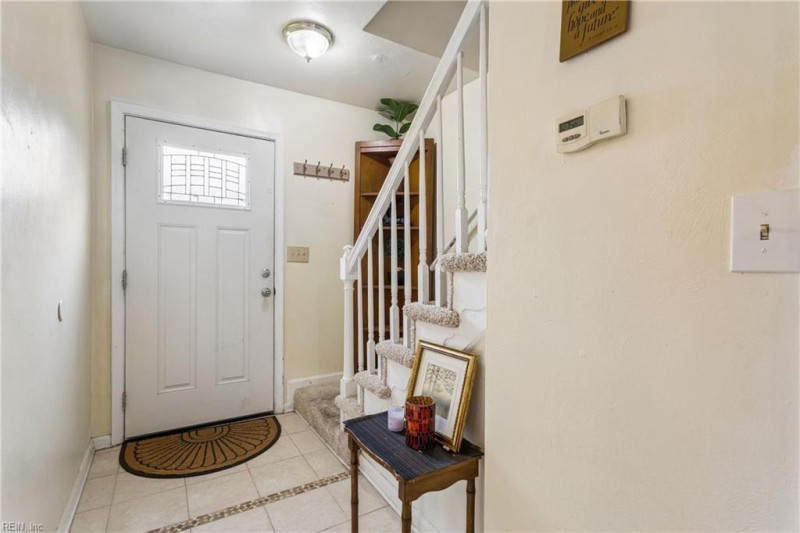 Photo 7 of 39 residential for sale in Virginia Beach virginia