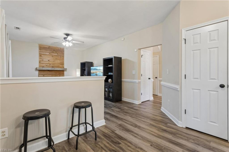 Photo 19 of 49 residential for sale in Chesapeake virginia