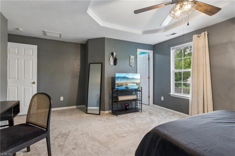 Photo 28 of 49 residential for sale in Chesapeake virginia