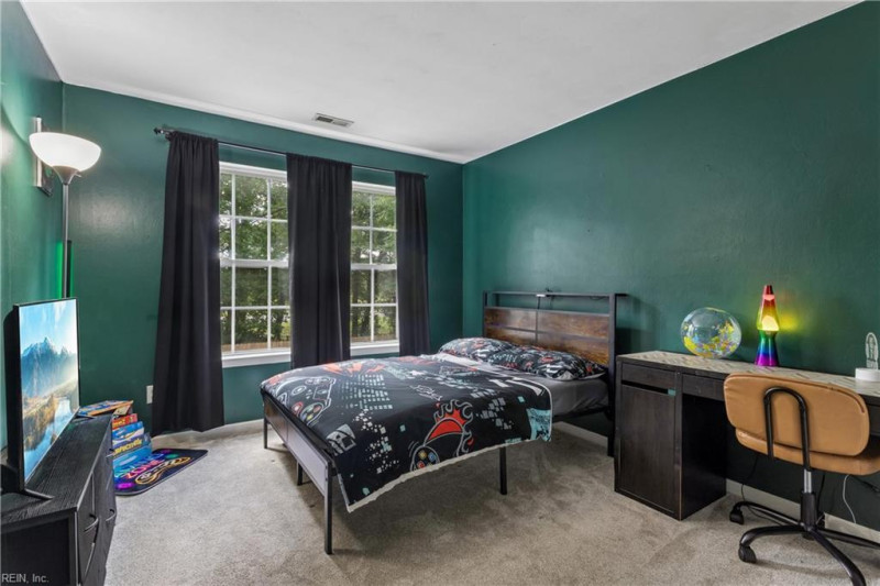 Photo 32 of 49 residential for sale in Chesapeake virginia