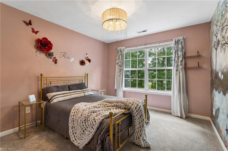 Photo 35 of 49 residential for sale in Chesapeake virginia