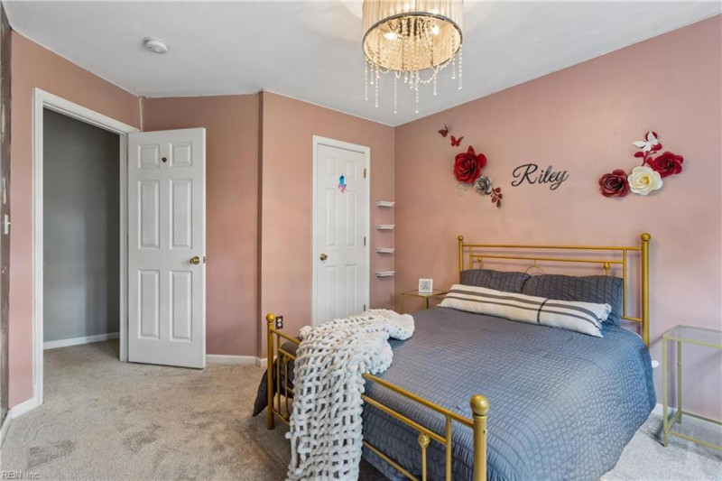 Photo 37 of 49 residential for sale in Chesapeake virginia