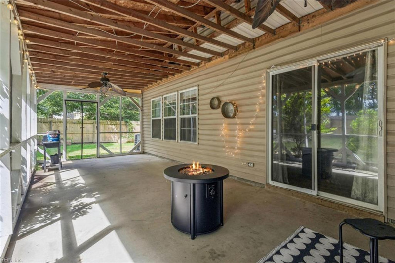 Photo 41 of 49 residential for sale in Chesapeake virginia