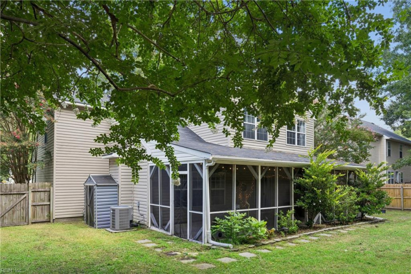 Photo 42 of 49 residential for sale in Chesapeake virginia
