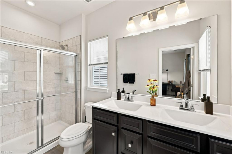 Photo 26 of 48 residential for sale in Poquoson virginia