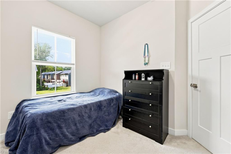 Photo 27 of 48 residential for sale in Poquoson virginia