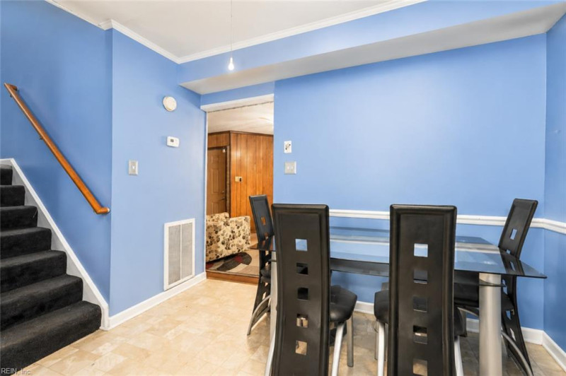 Photo 10 of 17 residential for sale in Newport News virginia