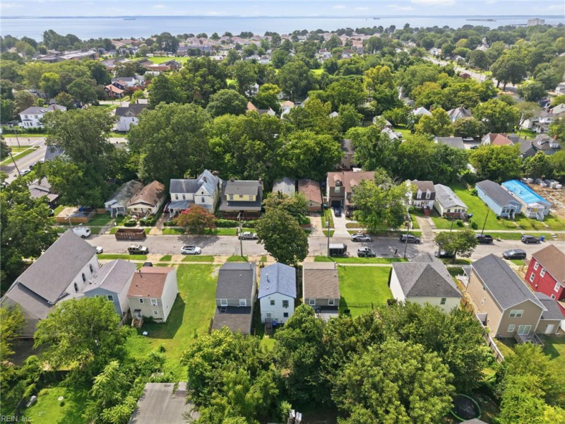 Photo 14 of 17 residential for sale in Newport News virginia