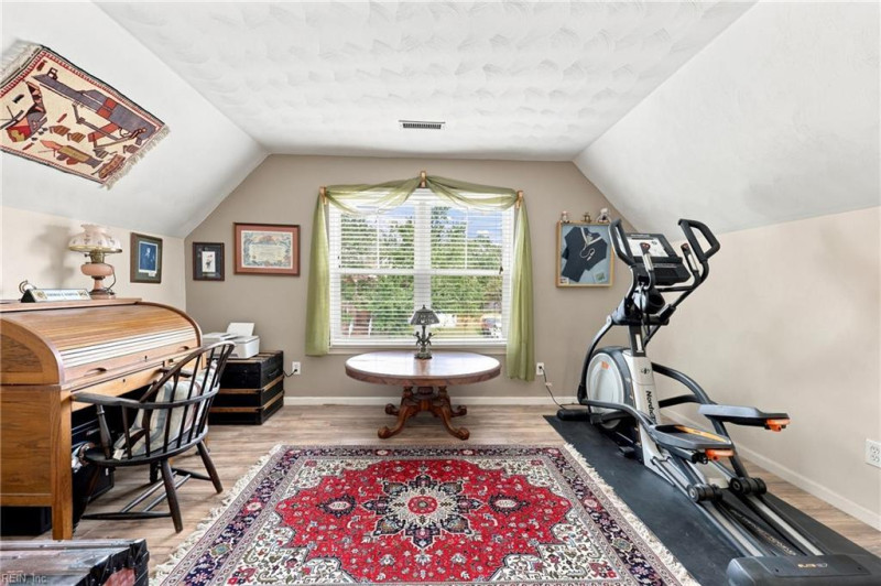 Photo 25 of 49 residential for sale in Chesapeake virginia