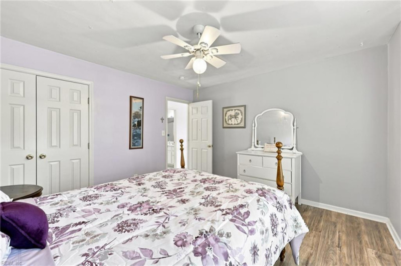 Photo 35 of 49 residential for sale in Chesapeake virginia