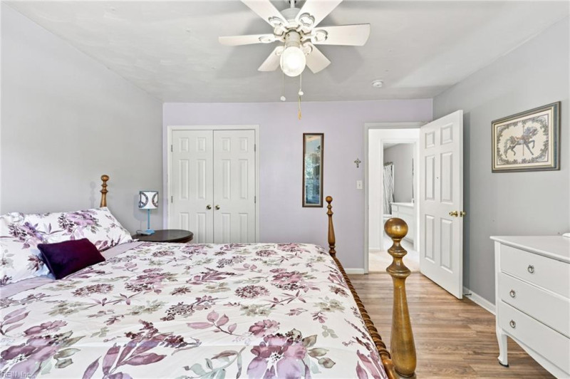 Photo 37 of 49 residential for sale in Chesapeake virginia