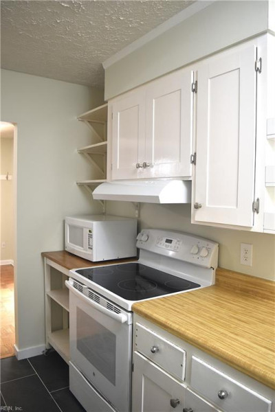 Photo 9 of 24 residential for sale in Newport News virginia