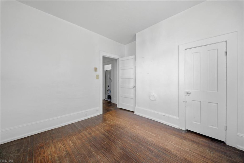 Photo 18 of 50 residential for sale in Suffolk virginia