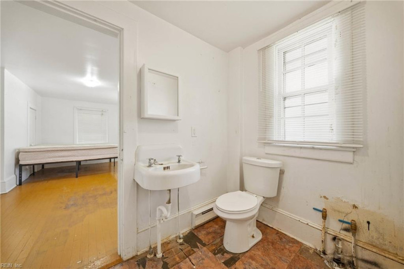 Photo 21 of 50 residential for sale in Suffolk virginia