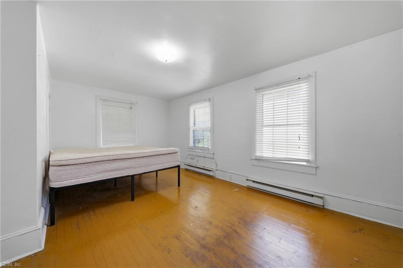 Photo 23 of 50 residential for sale in Suffolk virginia