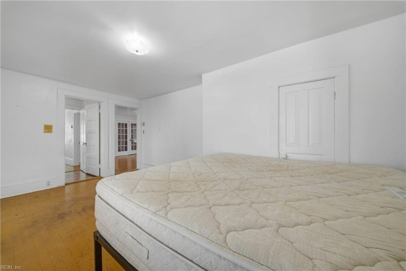 Photo 24 of 50 residential for sale in Suffolk virginia