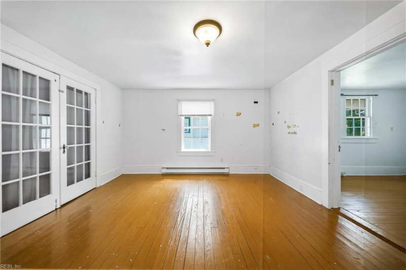 Photo 25 of 50 residential for sale in Suffolk virginia