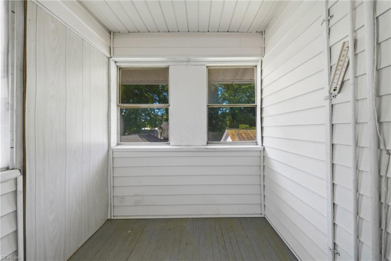 Photo 30 of 50 residential for sale in Suffolk virginia