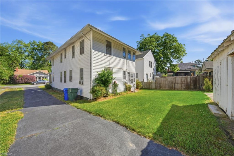 Photo 34 of 50 residential for sale in Suffolk virginia