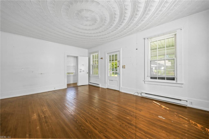 Photo 6 of 50 residential for sale in Suffolk virginia