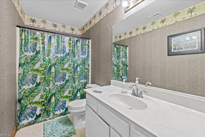 Photo 33 of 39 residential for sale in Virginia Beach virginia Photo 33 of 39 residential for sale in Virginia Beach virginia
