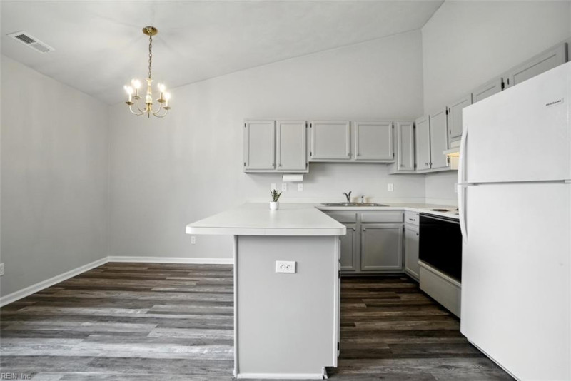 Photo 10 of 19 residential for sale in Chesapeake virginia Photo 10 of 19 residential for sale in Chesapeake virginia